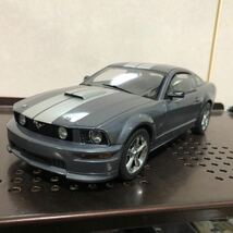 880 オートアート 1/18 フォード マスタング GT クーペ 2007 Appearance Package Option タングステングレーメタリック ミニカー 模型_画像1