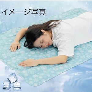 【新品】冷感マット 冷感敷きパッド 夏用 （90X90cm雪&ライトブルー）ひんやり 接触冷感 防水