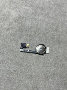 【送料無料】スモールパーツ iPhone 4 ホームボタン(黒)/フレックスケーブル