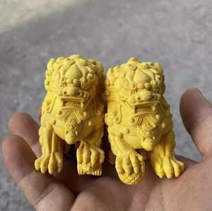 木彫り ツゲの木彫り 天然木 中国 ライオン 狛犬 2匹 獅子 風水 祈福 装飾品 工芸品置物 擺件 中国美術 装飾 賞物 収蔵zhzx037