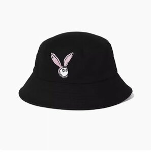 送料無料　新品　ゴルフ　ハット　帽子　紐付き　男女兼用　刺繍ロゴ　フリーサイズ　Malbon　gf24