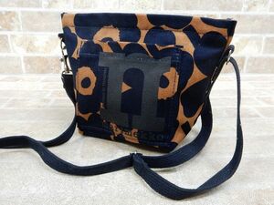 良品! Marimekko/マリメッコ Mono Mini Crossbody Unikko ショルダーバッグ 訳あり品 【6939y1】