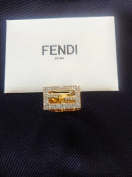 FENDIバゲットリングМsize