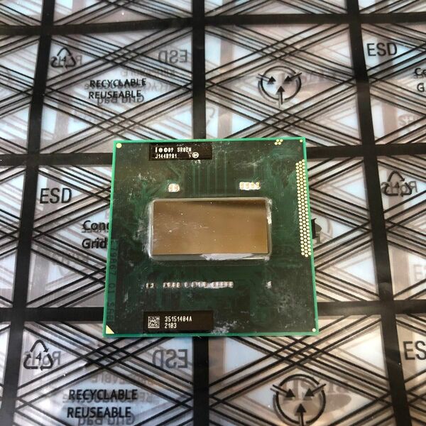 中古　Intel Core i7-2670QM SR02N 動作品　帯電防止シート丁寧に梱包してお送り致します。 