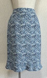  short hour 2 times use ultimate beautiful goods! 2019 spring summer collection *YUKI TORII* Yuki Torii Inter National blue floral print skirt!