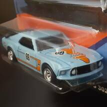 ホットウィール　‘69 FORD MUSTANG BOSS 302 Gulf　フォード ム スタング ボス ガルフ ロールバー 入り CAR CULTURE HOT WHeeLs _画像4