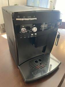 デロンギ DeLonghi マグニフィカ コーヒーメーカー 全自動エスプレッソマシン ESAM03110B 美品