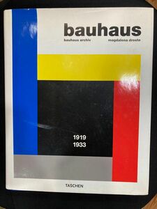 bauhaus 洋書