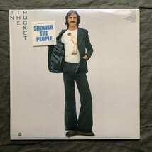 良盤 良ジャケ 1976年 米国 本国初盤 James Taylor LPレコード In The Pocket: Carly Simon, Bonnie Raitt, Graham Nash, Stevie Wonder_画像2