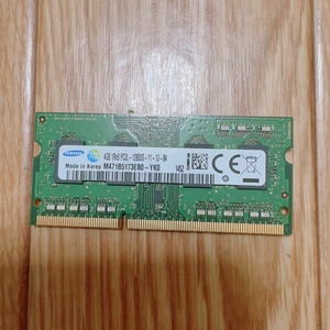 ★美品★ノートPCメモリ SAMSUNG 低電圧メモリ(1.35 V) M471B5173EB0-YK0 4GB