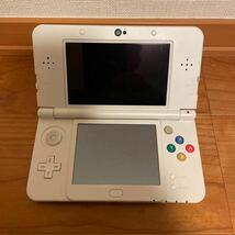 中古 New ニンテンドー 3DS ホワイト_画像1