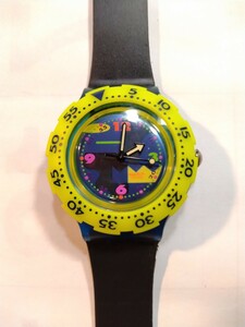 Swatch　中古ユニセックスデザインウォッチ稼働品