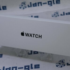関西【ほぼ新品】Apple Watch SE 第2世代 GPSモデル 40mm MR9X3J/A ミッドナイトスポーツバンド S/M 格安スタート！□ J496099 Oの画像1