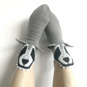 靴下 ソックス くつ下 socks　アニマル オオカミ 可愛い サンタクロース クリスマス プレゼント ニット 女の子 男の子 大人 男女兼用