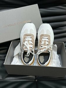 BRUNELLO CUCINELLI ブルネロ クチネリ メンズ ウォーキングシューズ　スニーカー ローカット スポーツ靴　EU43サイズ　ホワイト