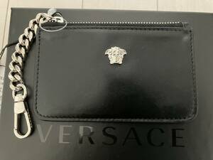 送料無料 新品☆ヴェルサーチェ　VERSACE　キーケース　男女兼用　ヴェルサーチ 父の日のプレゼント、お誕生日プレゼントに