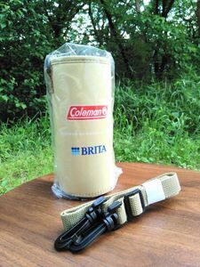 Coleman/BRITA　数量限定オリジナルカバー　肩掛けベルト付きロゴ入り保冷ボトルカバー　コールマン/ブリタ　未使用