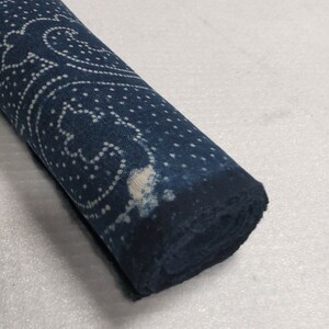 【時代布】型染め 木綿 藍染め 唐草 約185cm 生地 古布 古裂 アンティーク リメイク素材 A-965