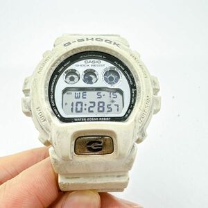 A2405-2-15 １円スタート クオーツ　稼働品　CASIO　カシオ　G-SHOCK　ジーショック　メンズ腕時計　ホワイト　DW-6900MR