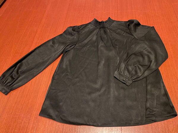 GU レディース トップス 上品 Sサイズ 中古