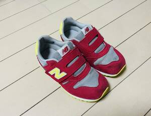 New Balance ニューバランス IZ373JC2 キッズ スニーカー シューズ 16.5㎝ レッド イエロー 箱付き