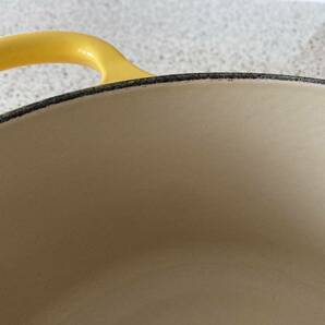 LE CREUSET ル・クルーゼ ココット・ロンド 24cm イエロー ホーロー 琺瑯 両手鍋 の画像8