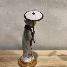 紫　傘　芸者　舞子　着物　焼物　陶器　日本人形　陶製　雑貨　置物　昭和レトロ　ビンテージ　porcelain　pottery　geisha　管理1_画像5