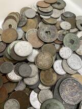 【7013】古銭おまとめ 約2kg 日本 貨幣 硬貨 紙幣 アンティーク レトロ 中古品 現状品 長期保管品_画像6