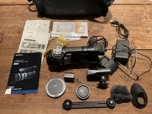 SONY HANDY CAM NEX-VG10