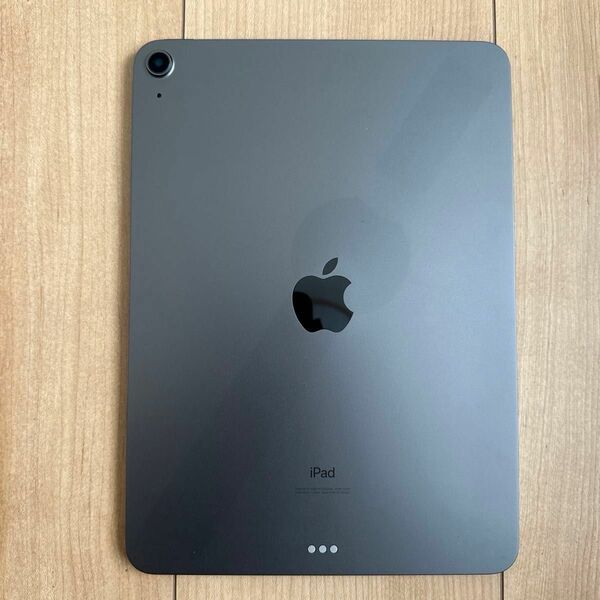 Apple iPad Air （第4世代） Wi-Fiモデル 64GB スペースグレイ MYFM2J/A（ガラスフィルム付）