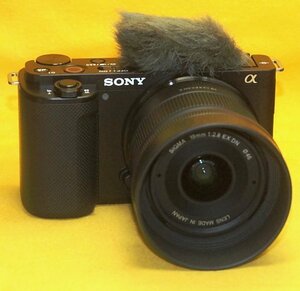* one prompt decision * Sony [VLOGCAM ZV-E10]* high resolution lens &32GB attaching * real time .AF correspondence * newest farm wear . update is settled * mirrorless *
