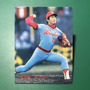 1983年　カルビー　プロ野球カード　83年　174番　広島　北別府　　　【E58】