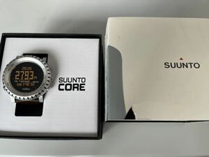 1円スタート Suunto Core スント コア アルミニウム ブラウン 腕時計 スポーツ アウトドア 運動 レザー デジタル SS01331901J 箱付