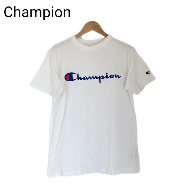 Champion トップス　Tシャツ　ロゴ入り　ホワイト　ユニセックス　Sサイズ