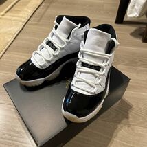 NIKE AIR JORDAN 11 Gratitude ナイキ エア ジョーダン 11 Travis トラビス Air Force エアフォース SB Dunk ダンク Supreme KITH キス_画像1