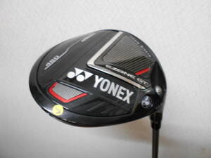 YONEX