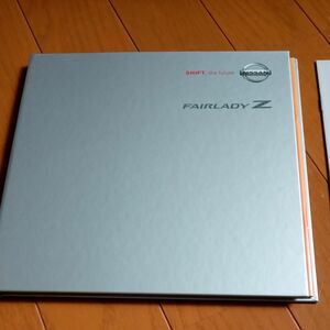 2002年 フェアレディZ 　ハードカバーカタログ　オプションカタログ