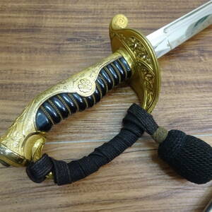 * finger . sword structure sword sa- bell battle sward fake sword length 93.5cm