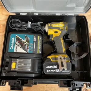 makita マキタ 充電式インパクトドライバー TD172DGXFY フライングイエロー 18V 6.0Ah バッテリー1個 充電器 ビット ケース付 中古品☆郵の画像2