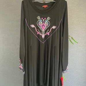 CHACOK 華やか刺繍ワンピース 未使用、タグ付き。黒ワンピース、刺繍、派手、黒、長袖、オシャレ刺繍、かわいい、カッコいい