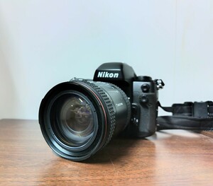 ☆稼働品☆ Nikon ニコン F100 AF フィルムカメラ TOKINA AFレンズ 35-300mm 1:4.5-67
