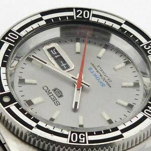 ▼訳あり 1円 SEIKO セイコー ファイブスポーツ 7S36-0070 自動巻 動作品 グレー グランプリベゼル KB0417T（NN 85）の画像6