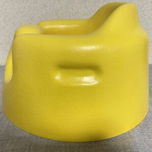 超大人気商品 ！！ バンボ Bumbo ベビーチェア イエロー ベルト付き テーブル付 椅子 ベビーソファ の画像8