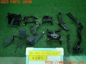 3UPJ=99300539]BMW R1200RS(R12NB K54)純正 パネル類 配線カバー ホルダー 中古