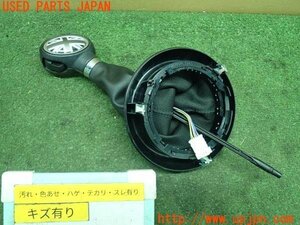 3UPJ=99270614]BMW ミニ(MINI)ワン(XM12 F56)純正 シフトレバー 社外 シフトノブカバー 中古