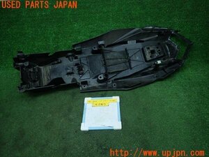 3UPJ=89090060]ホンダ CBR 250RR(MC51)純正 リヤ インナーフェンダー 中古