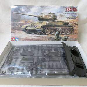 ◆◇【未組立】 TAMIYA タミヤ ソビエトT34/85中戦車 RUSSIAN MEDIUM TANK 1/35ミリタリーミニチュアシリーズNo.138 プラモデル 箱付◇◆の画像2