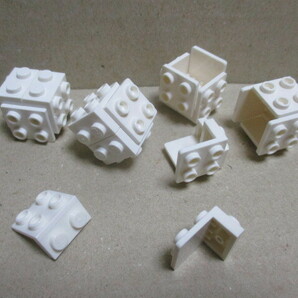 レゴ パーツ 1×2-2×2ブラケット 白20個 新品の画像2