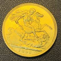 金貨　古銭　1898年　 イギリス　ヴィクトリア女王　竜殺し　クラウン　コイン　硬貨_画像1