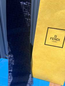 フェンディ ネクタイ　FENDI ズッカ柄 ハンカチ スカーフ バスタオル タオル イエロー ブランド物　コレクター